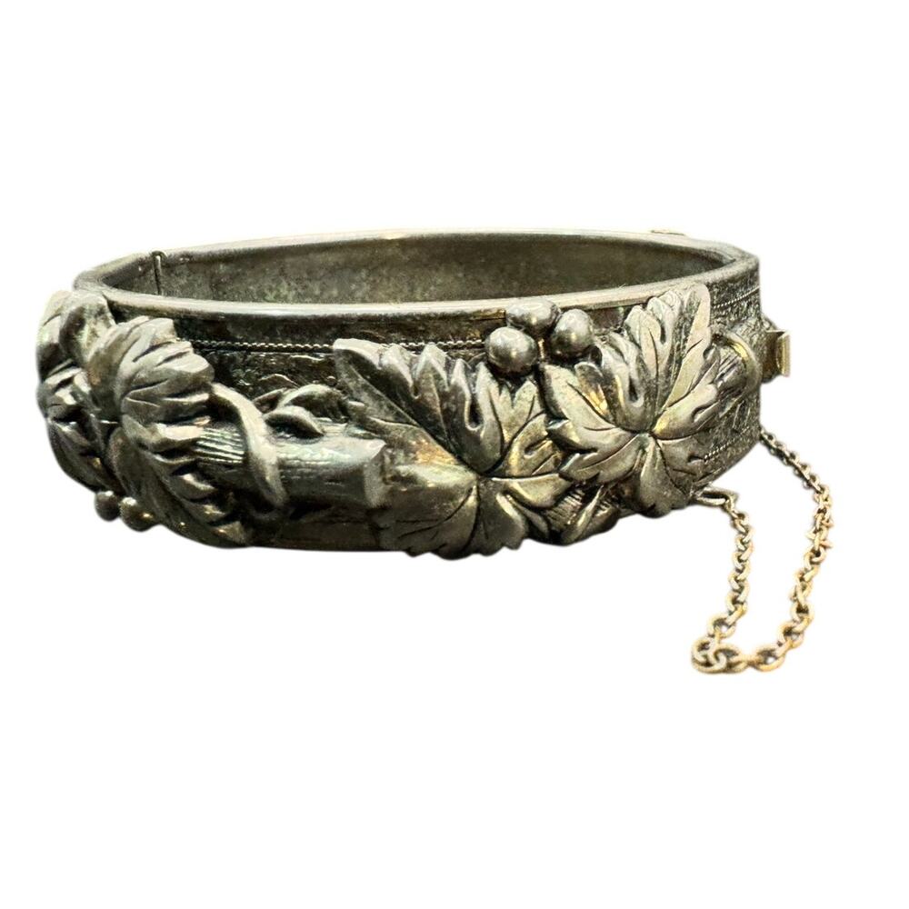 Vintage Silver Tone Repousse Grape Leaves Vine Bracelet